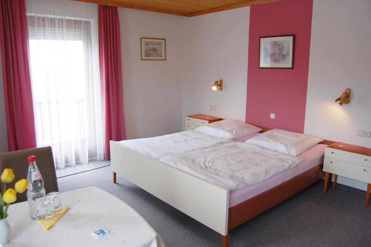 Gaestehaus Fidelis Grafenwiesen Luaran gambar